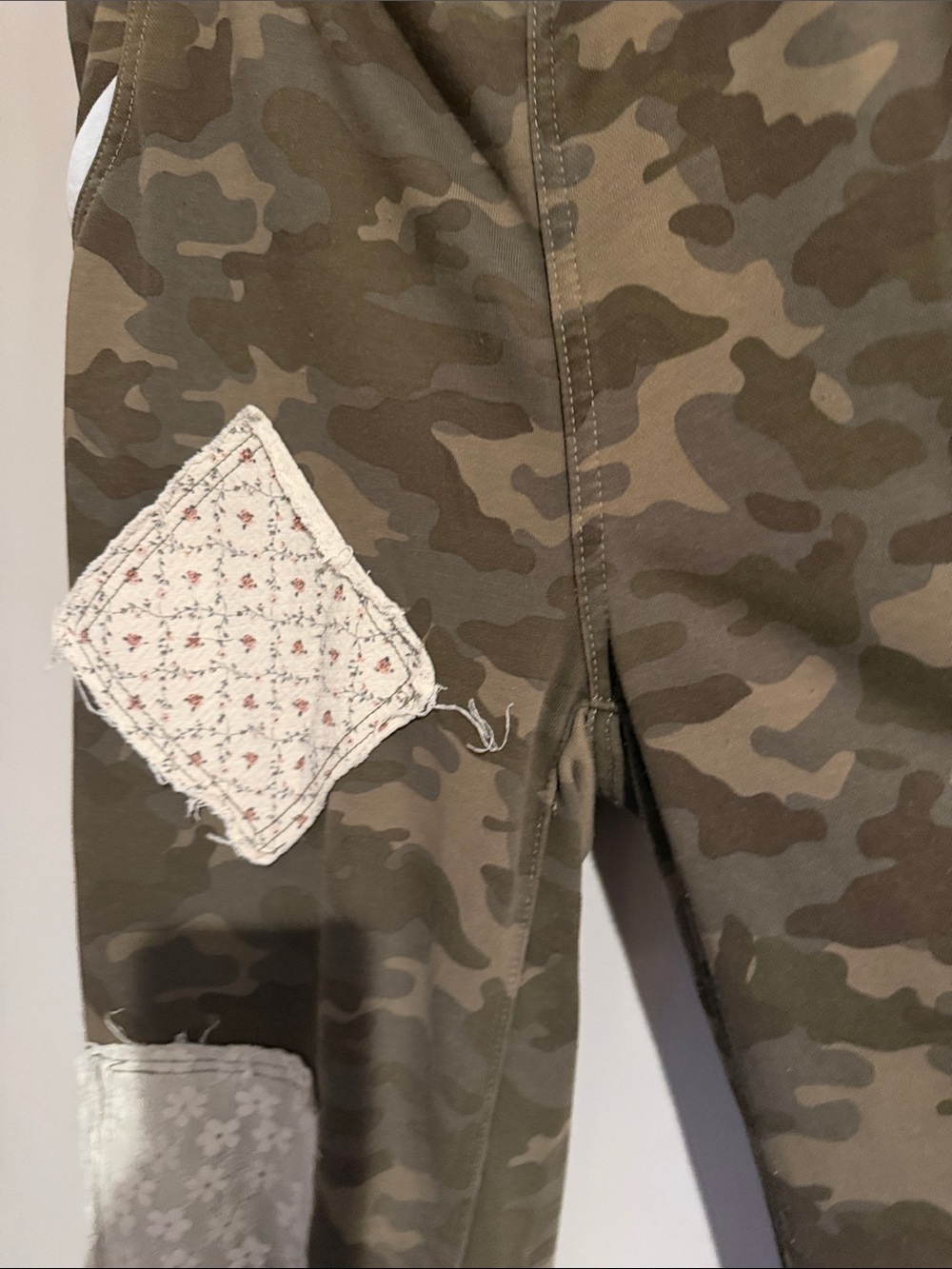 POL Olive Camo Joggers with Cream Lace Patch Accents - Picture 5 of 8